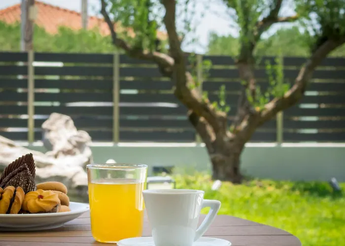 Hotel de apartamente Oliva Nikiti (Sithonia)