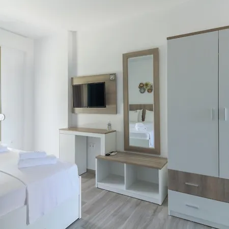 Apartahotel Oliva 3*